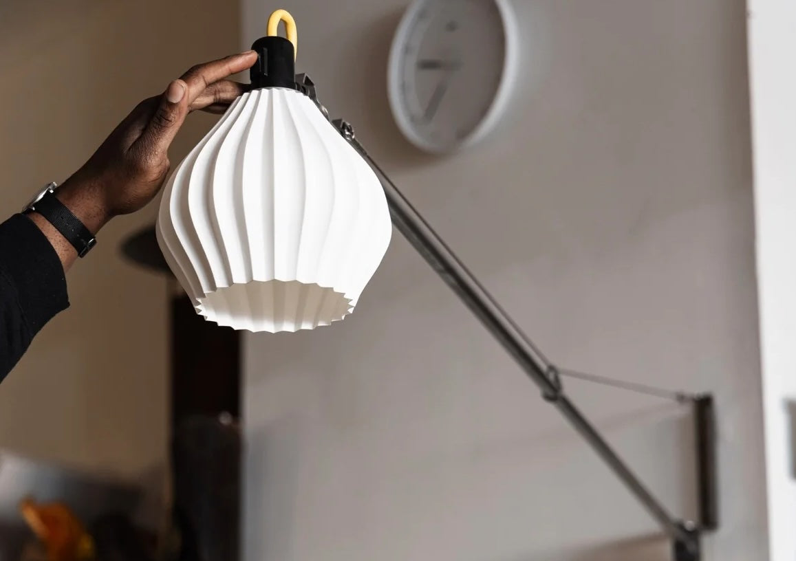 Cantilever Light