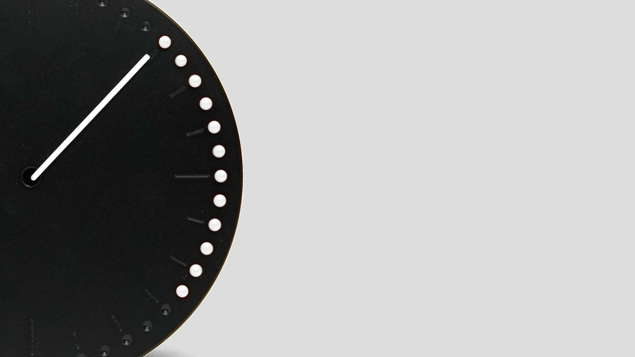 Superlocal magnetic dial markers.