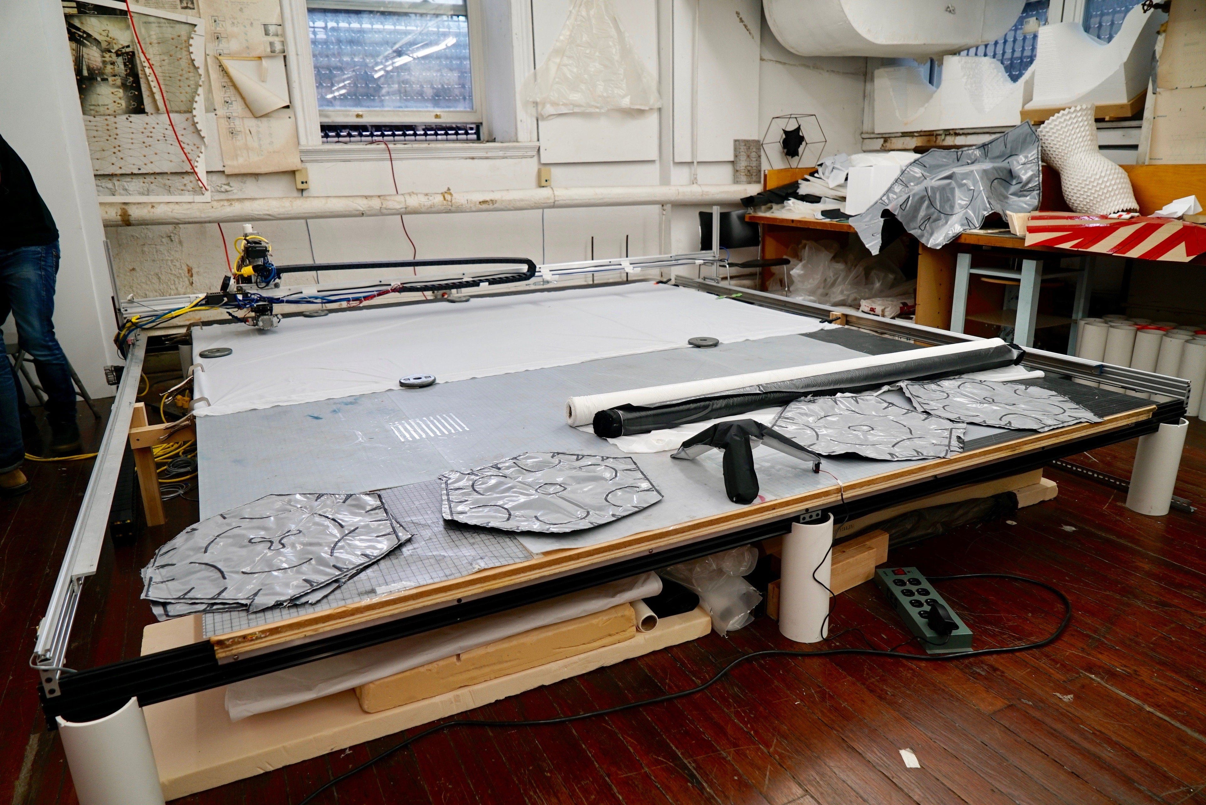 HSCM (Heat Sealing and Cutting Machine)